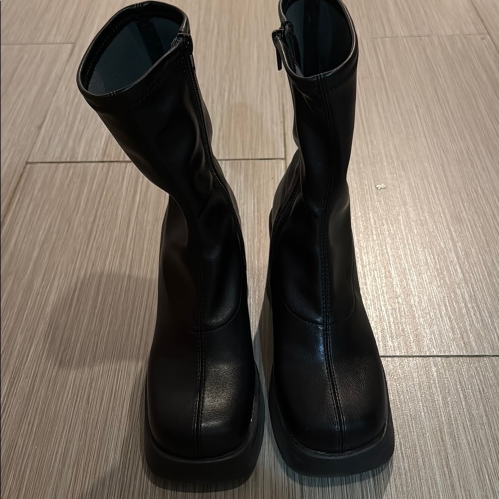 Black Women's Boots